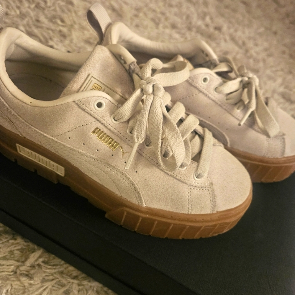 Puma Karmen Li's